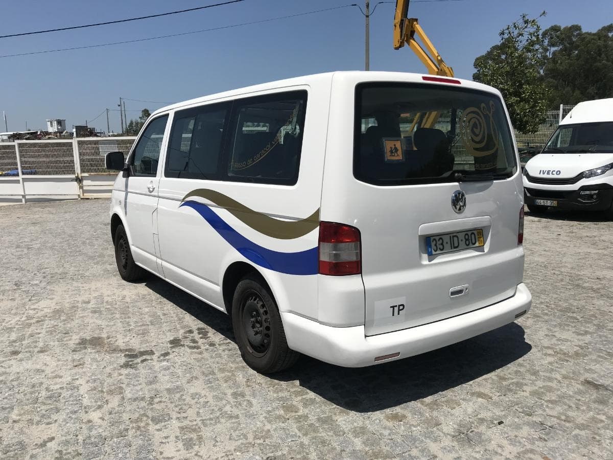 Volkswagen Transporter 1.9 TDI · Ano 2009 — imagem 6