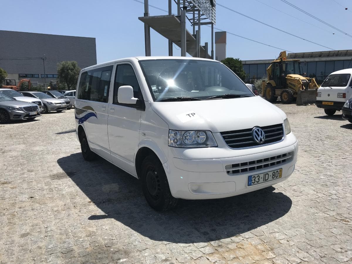 Volkswagen Transporter 1.9 TDI · Ano 2009 — imagem 1