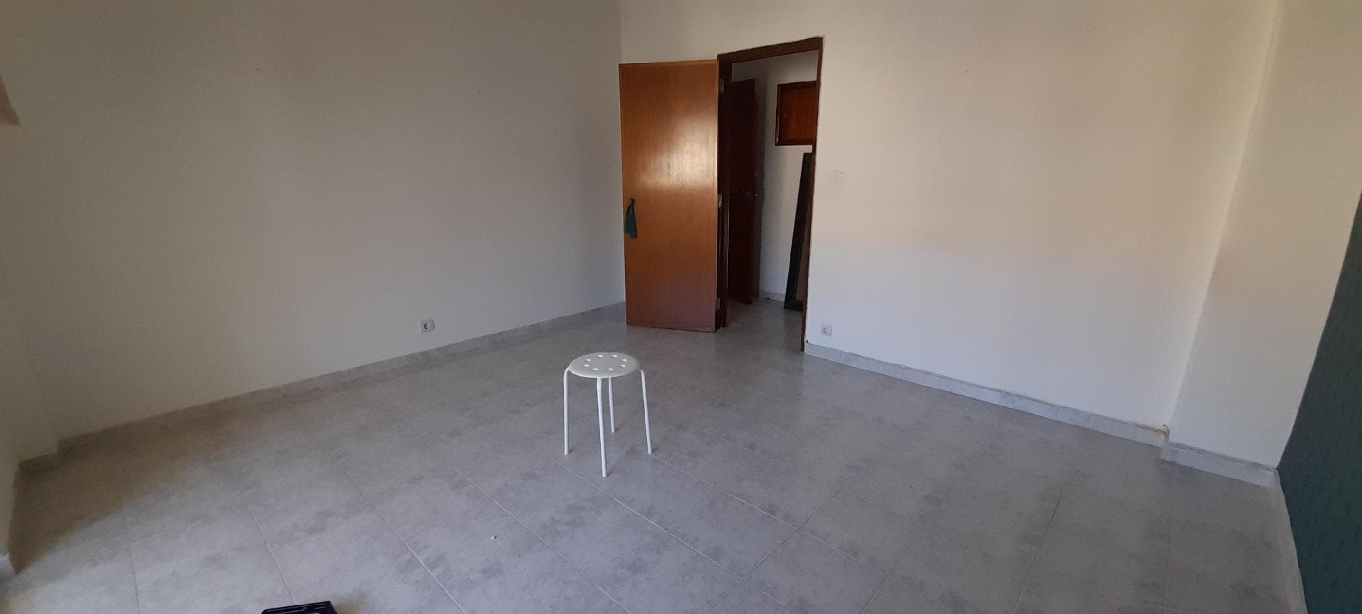 Apartamento T2 · Vila Franca de Xira — image 4