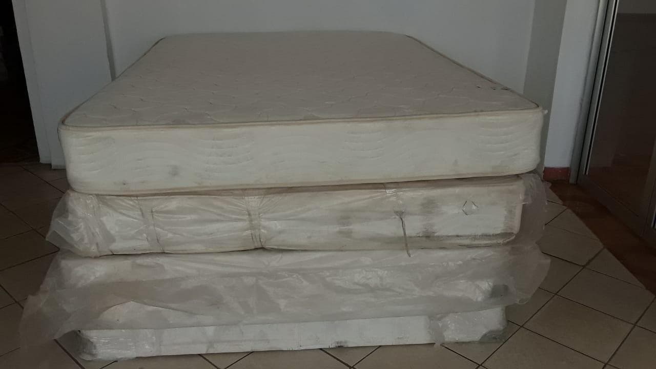 Mobiliário de lar · — image 1