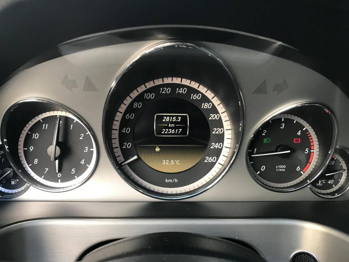 Mercedes-Benz E 220 CDI · Ano 2011 — image 15