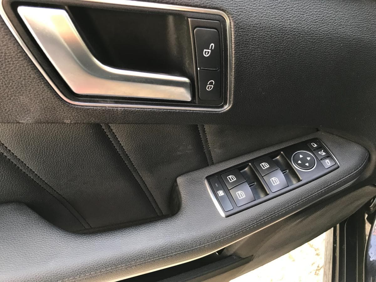 Mercedes-Benz E 220 CDI · Ano 2011 — image 26