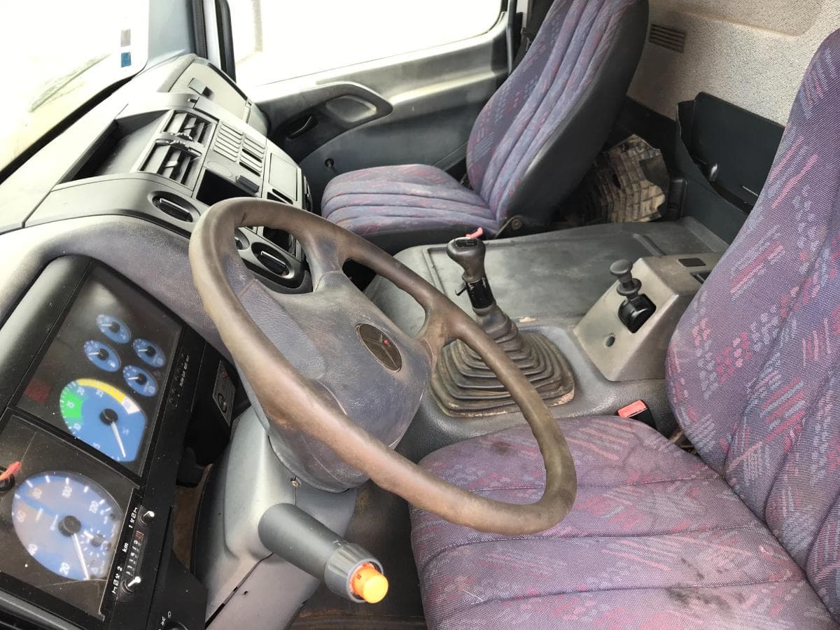 Mercedes-Benz Atego 1828 · Ano 1999 — imagen 11