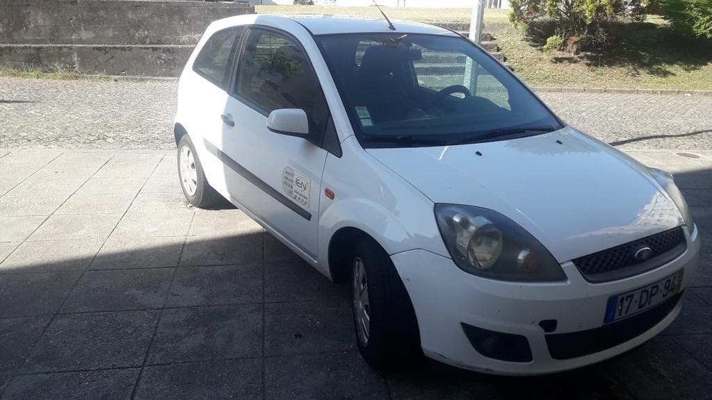 Ford Fiesta — imagen 2