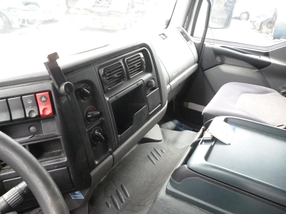 RENAULT 270 DCI — imagem 9