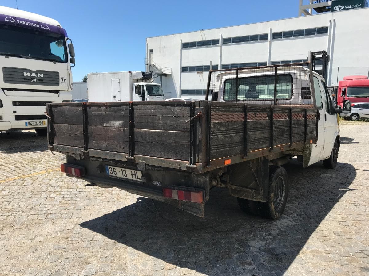 Ford Transit — imagen 6