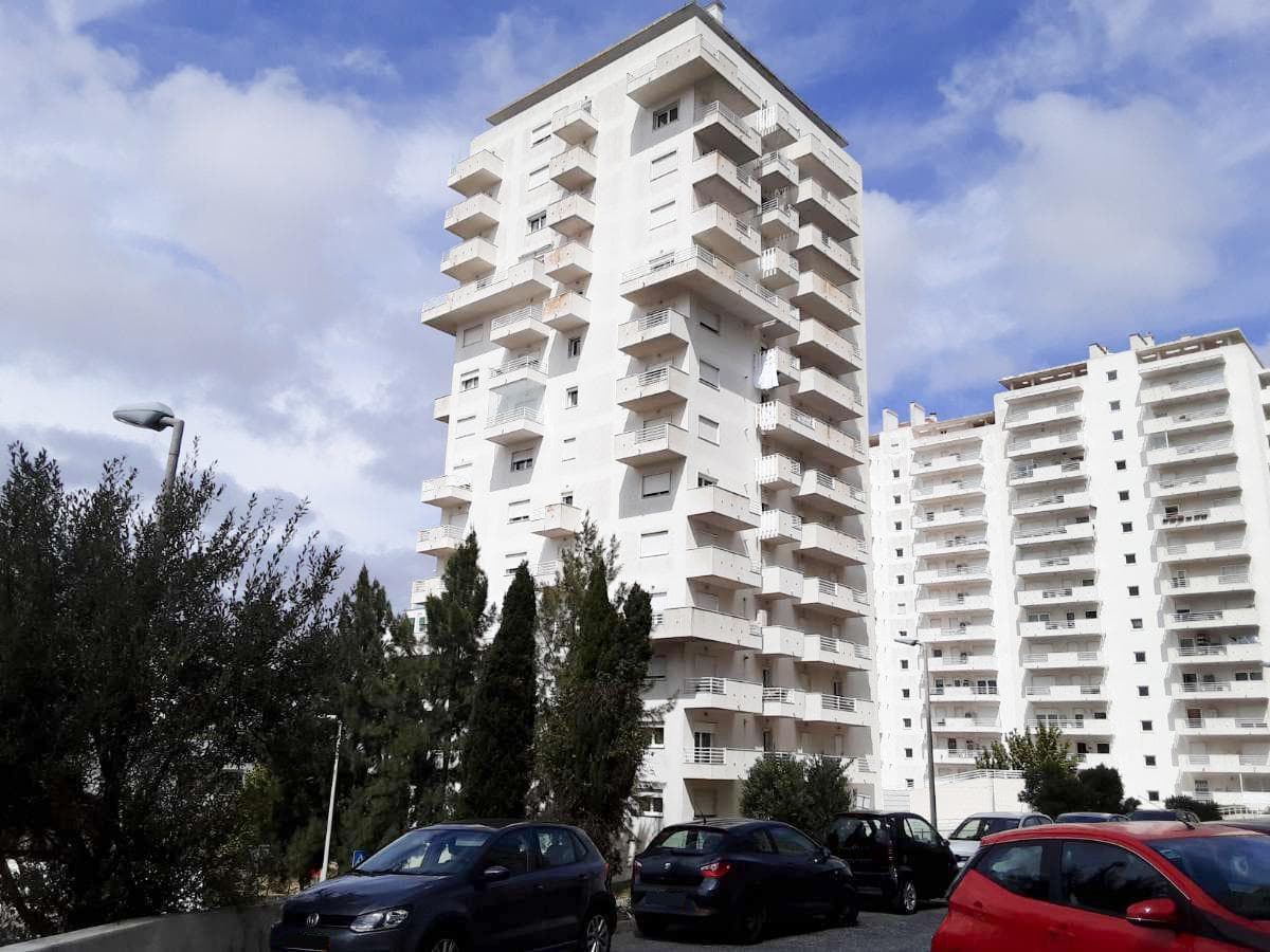 Apartamento T3 · Alfragide, Amadora