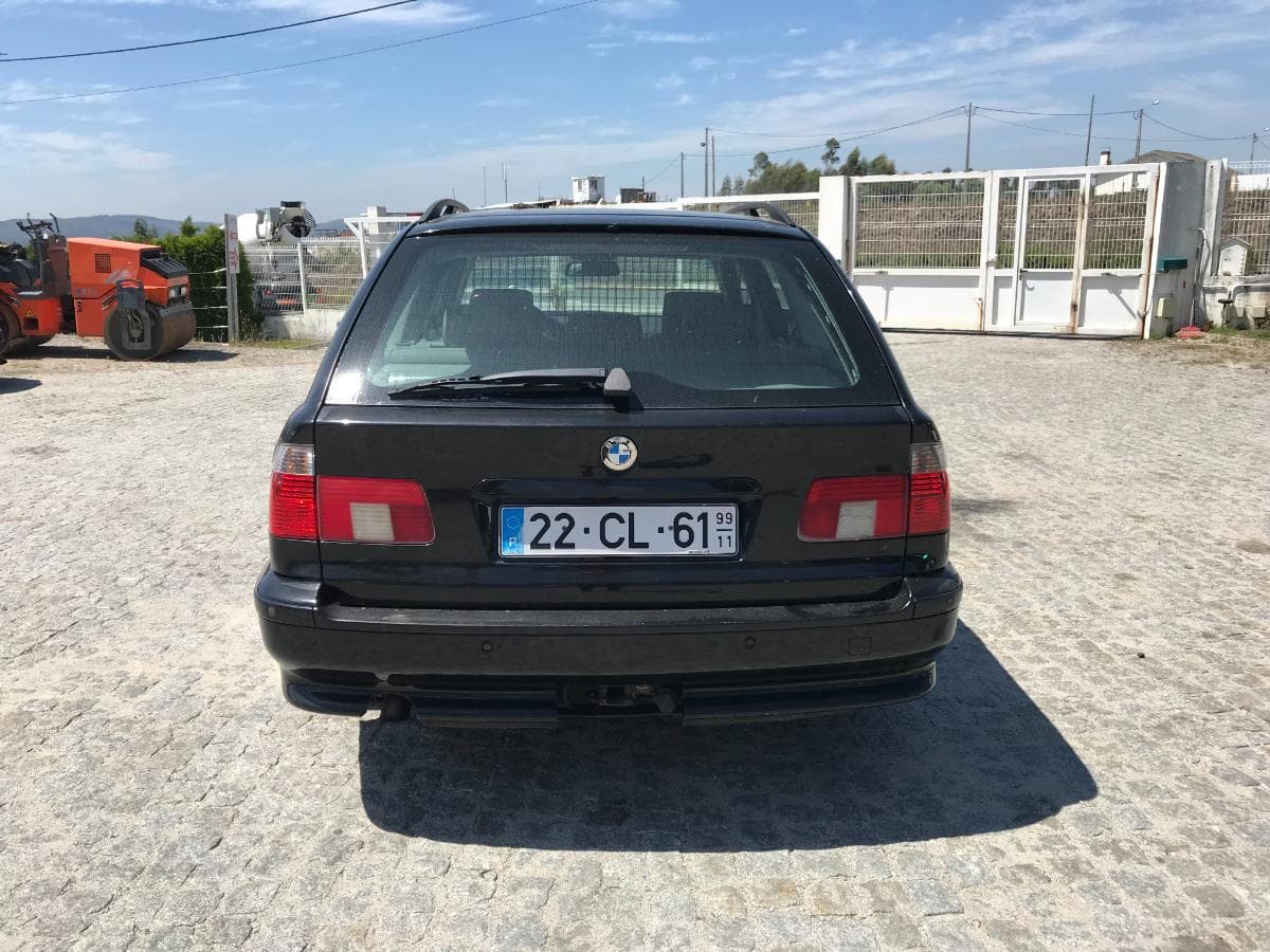 BMW 530D Touring · Ano 1999 — imagem 5