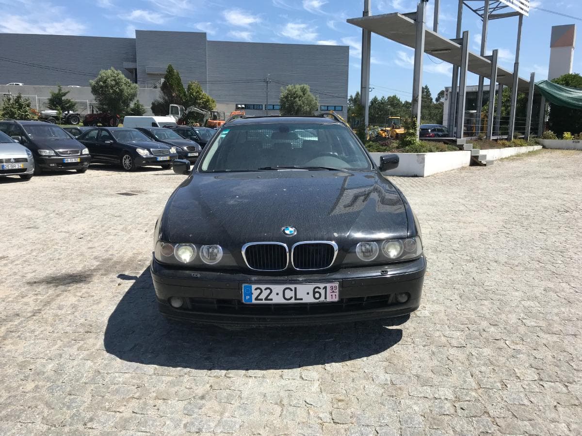 BMW 530D Touring · Ano 1999 — imagem 2