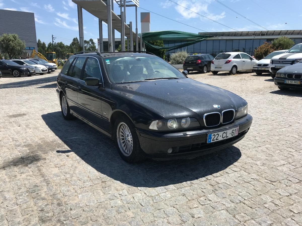 BMW 530D Touring · Ano 1999 — imagem 1