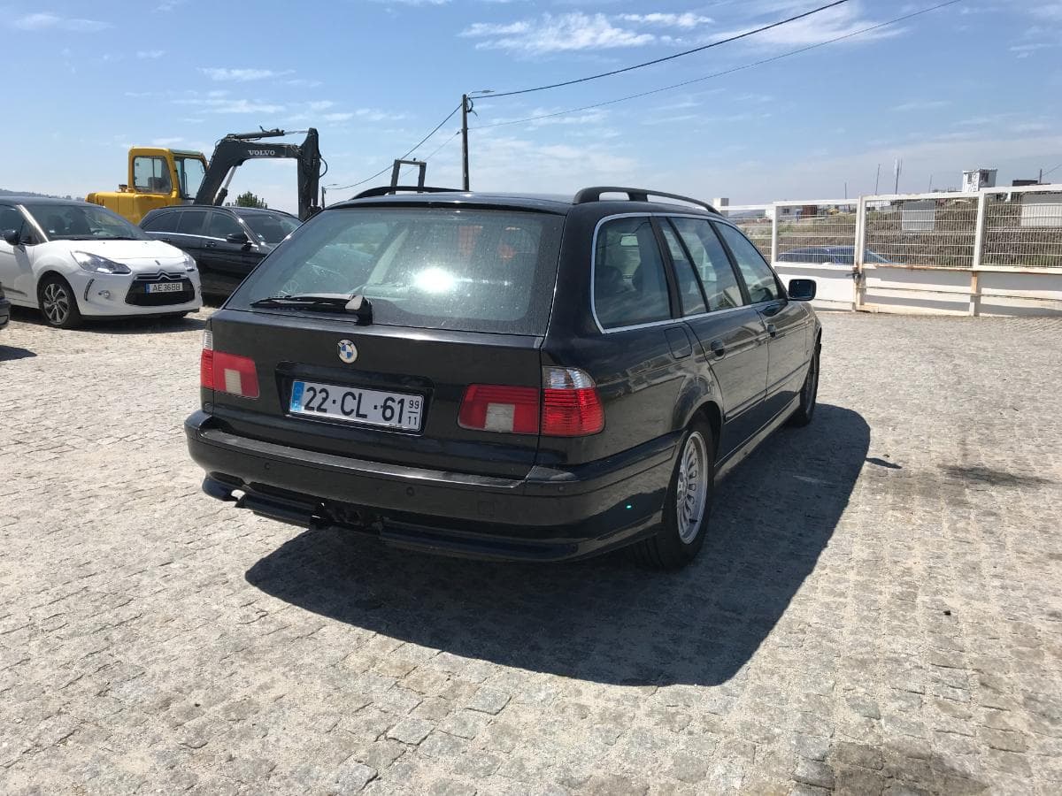 BMW 530D Touring · Ano 1999 — imagem 6