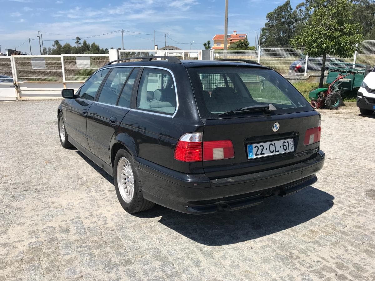 BMW 530D Touring · Ano 1999 — imagem 4