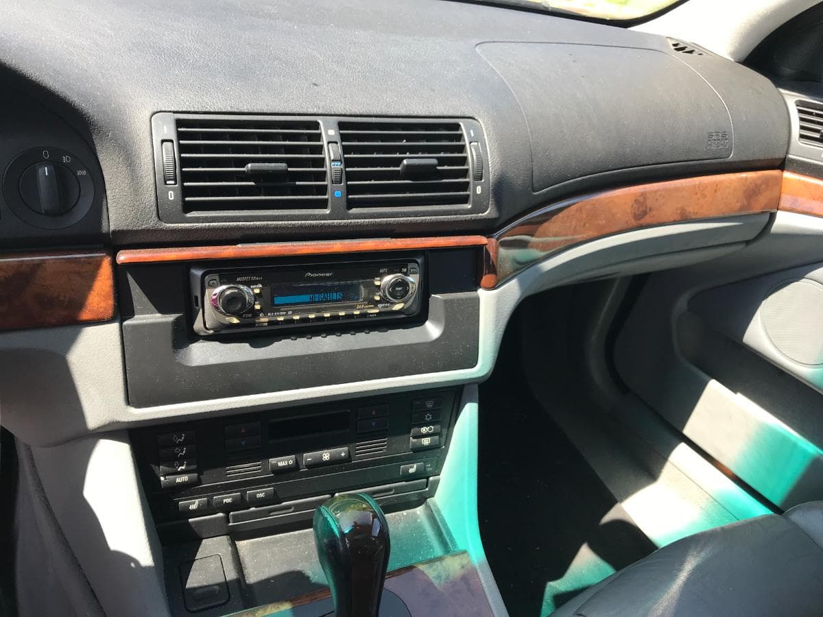 BMW 530D Touring · Ano 1999 — imagem 21