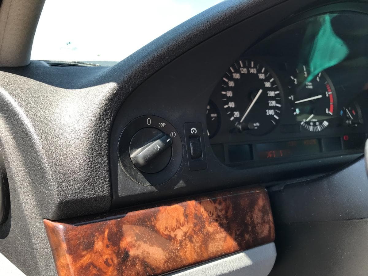 BMW 530D Touring · Ano 1999 — imagem 25