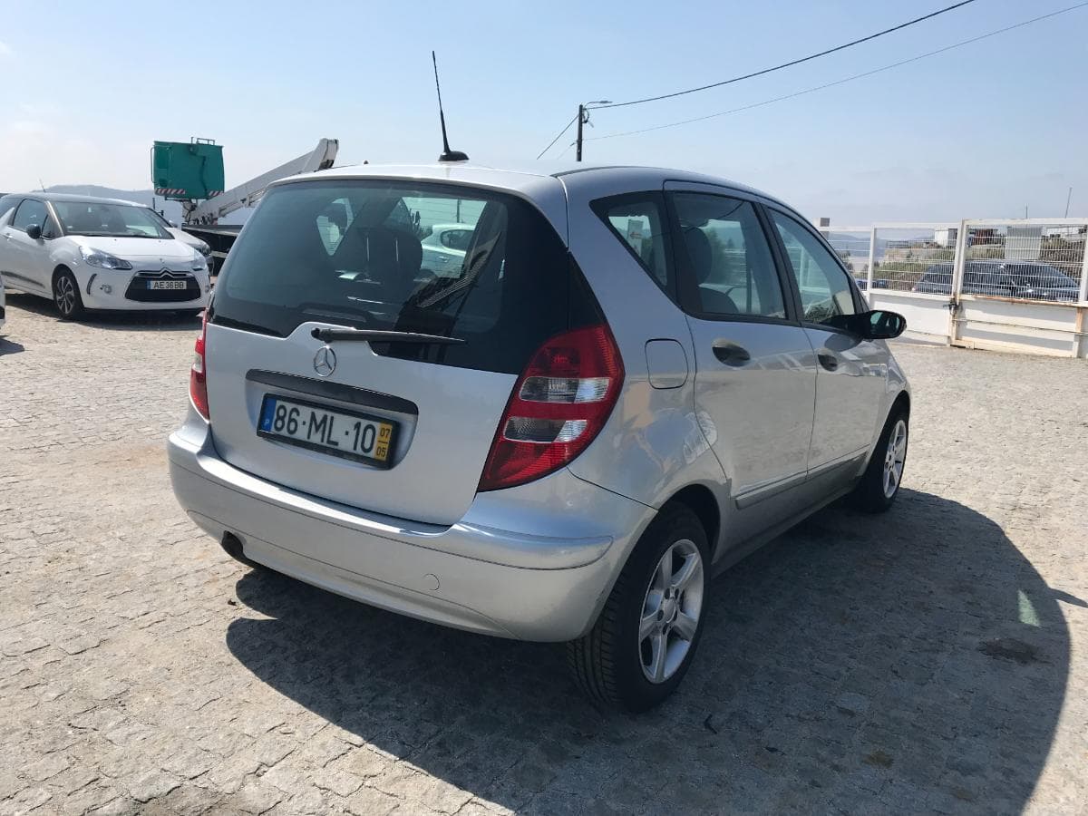 Mercedes-Benz A 160 CDI · Ano 2007 — imagen 4