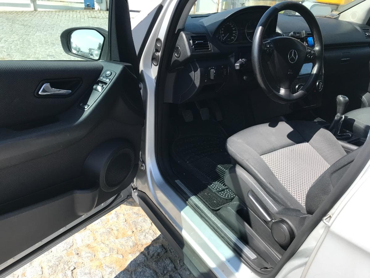 Mercedes-Benz A 160 CDI · Ano 2007 — imagen 16