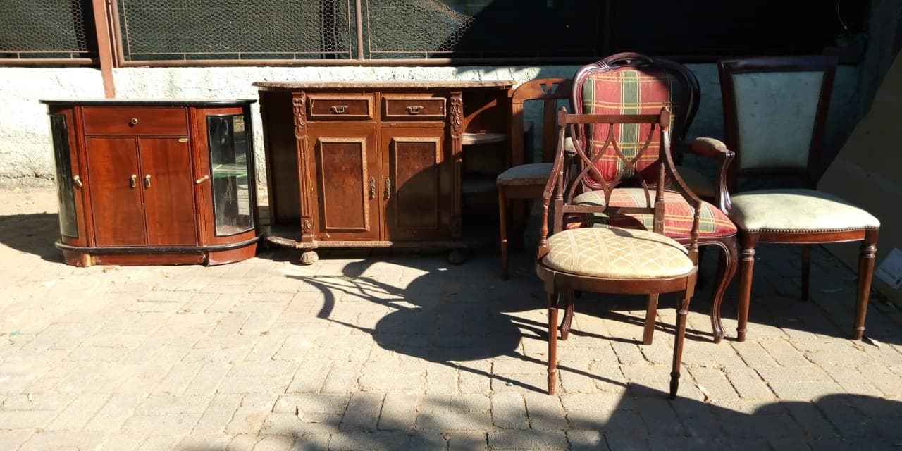 Mobilier de Lar · — image 1
