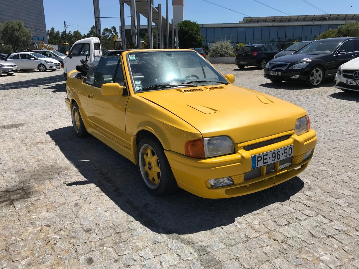 Ford Escort 1.4 Ghia Cabrio · Ano 1988 — imagen 1