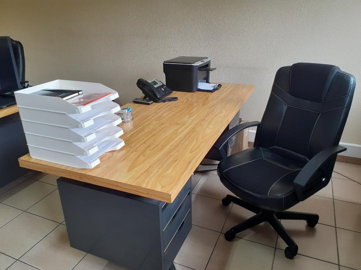 Mobilier de bureau — image 4