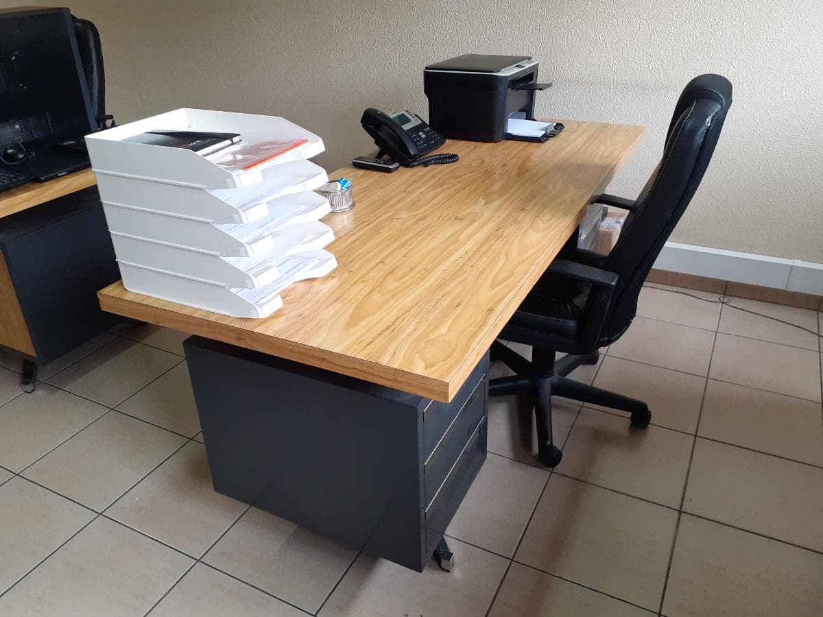 Mobilier de bureau — image 31