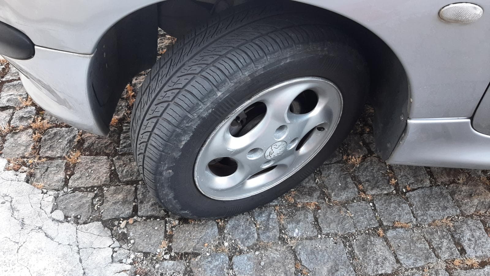 Peugeot 206 2.0 HDI · Ano 2000 — image 9