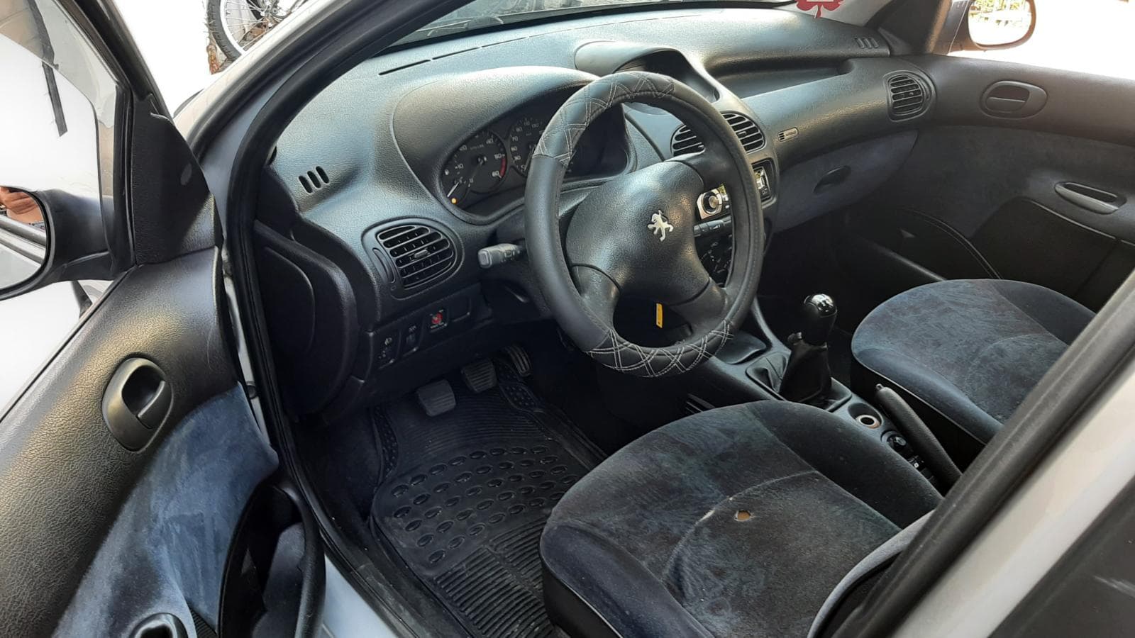 Peugeot 206 2.0 HDI · Ano 2000 — image 12