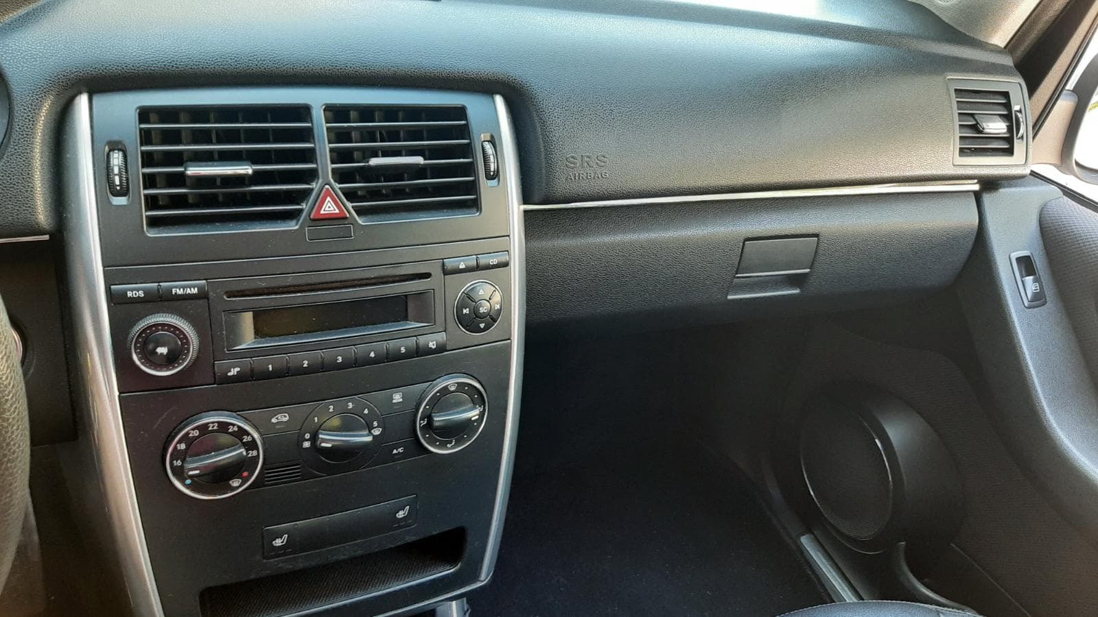 Mercedes-Benz B 180 CDI · Ano 2008 — image 21
