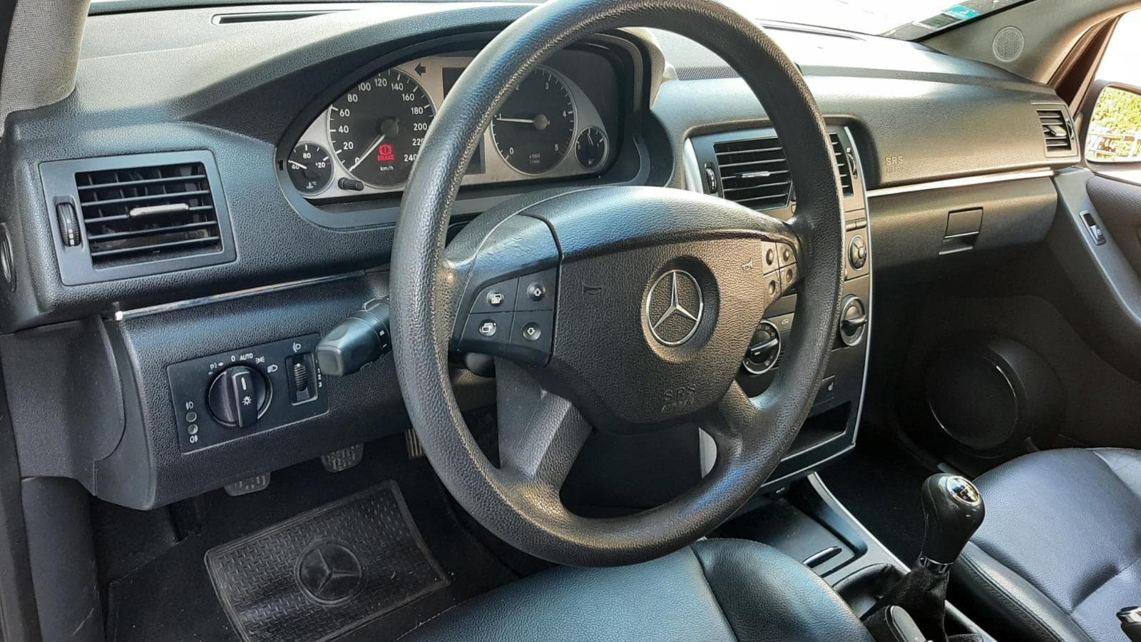 Mercedes-Benz B 180 CDI · Ano 2008 — image 23