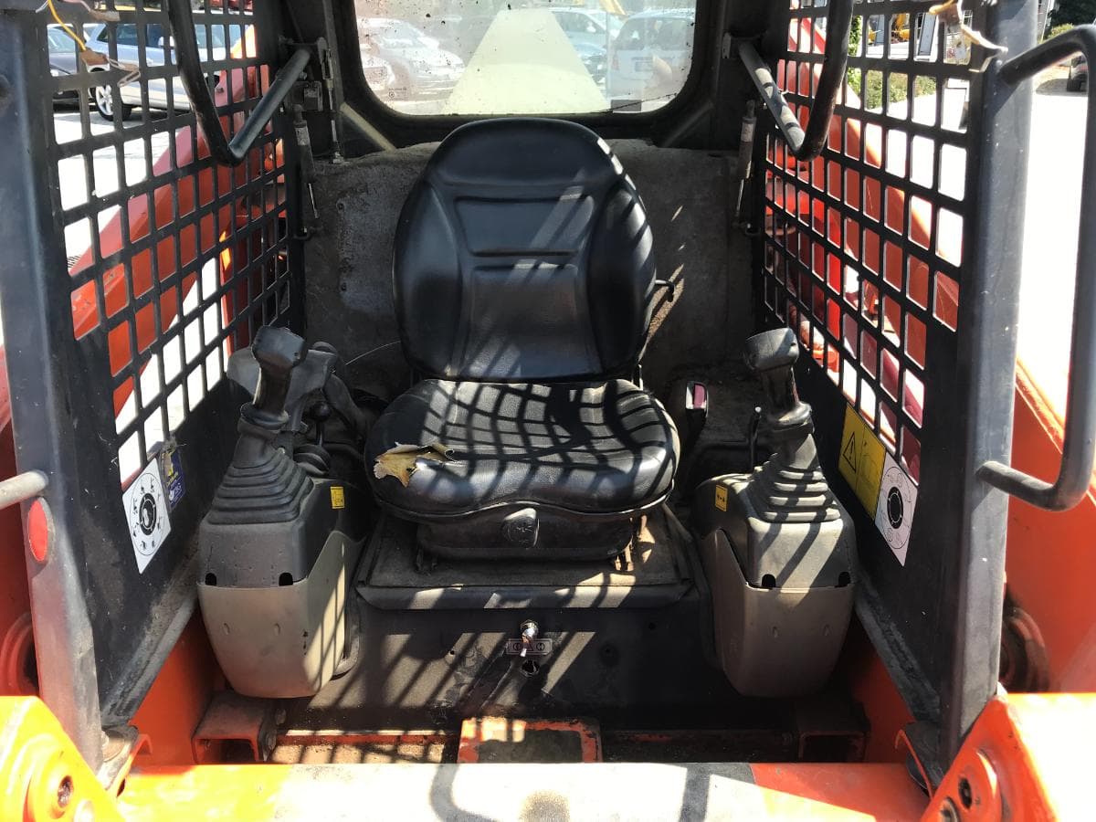 Mini Pá Carregadora Doosan 460 Plus · Ano 2009 — imagen 8