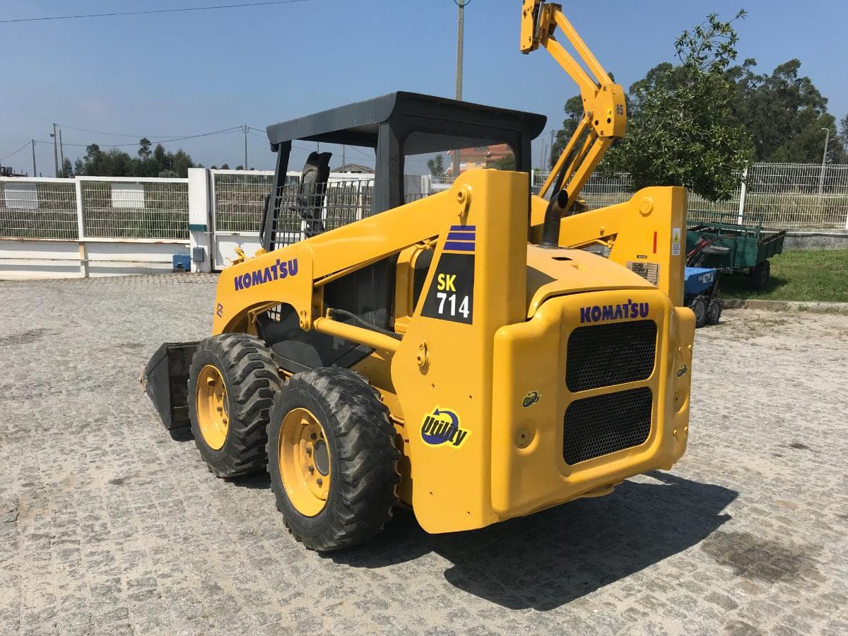 Mini Pá Carregadora Komatsu SK714 · Ano 2002 — imagen 4