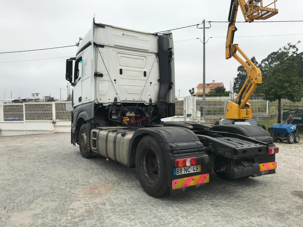 Mercedes-Benz Actros 1845 · Ano 2012 — imagen 4