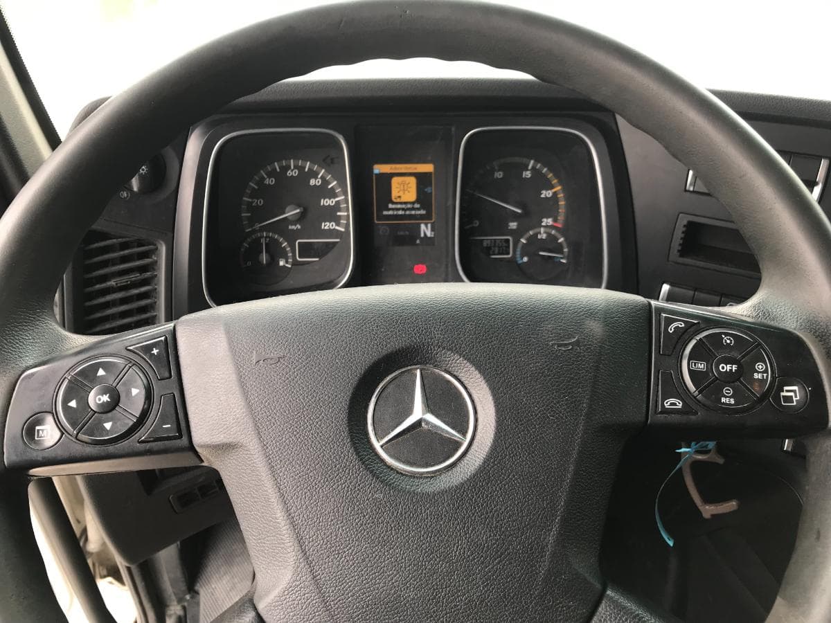 Mercedes-Benz Actros 1845 · Ano 2012 — imagen 16