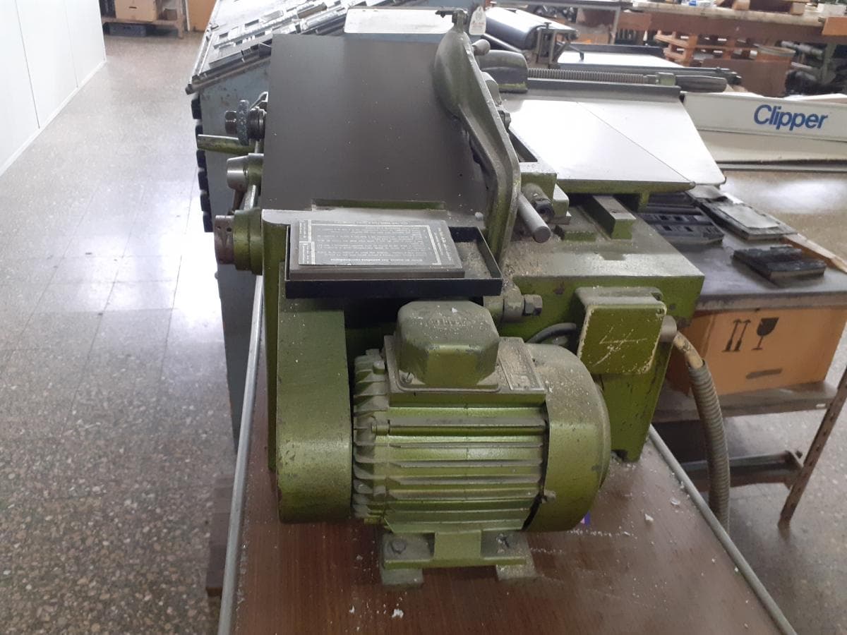 Máquina Serra Chumbo — imagen 3