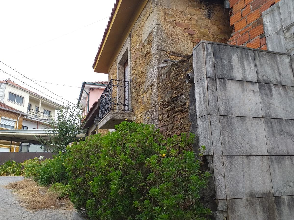 Moradia p/ Restauro · Valongo — imagen 10