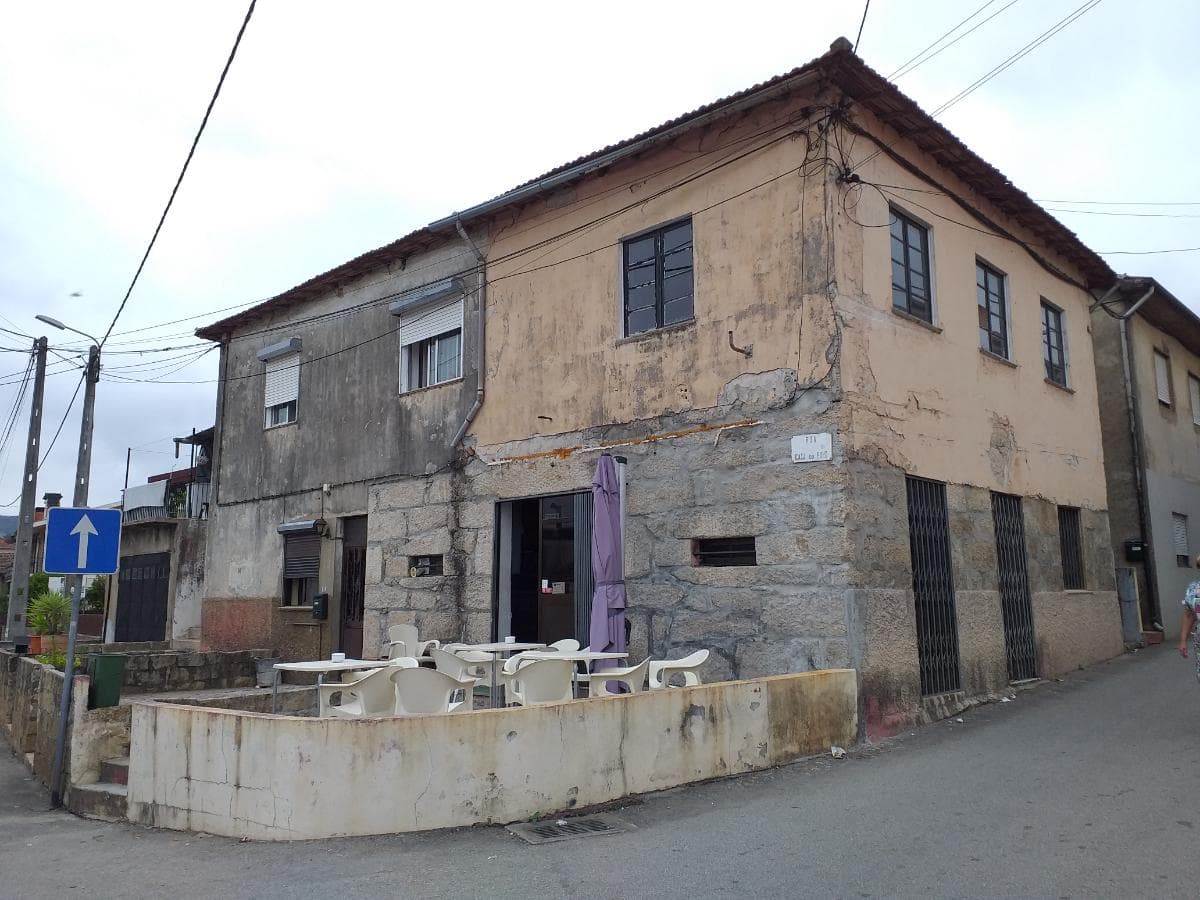 Moradia p/ Restauro · Valongo — imagem 1