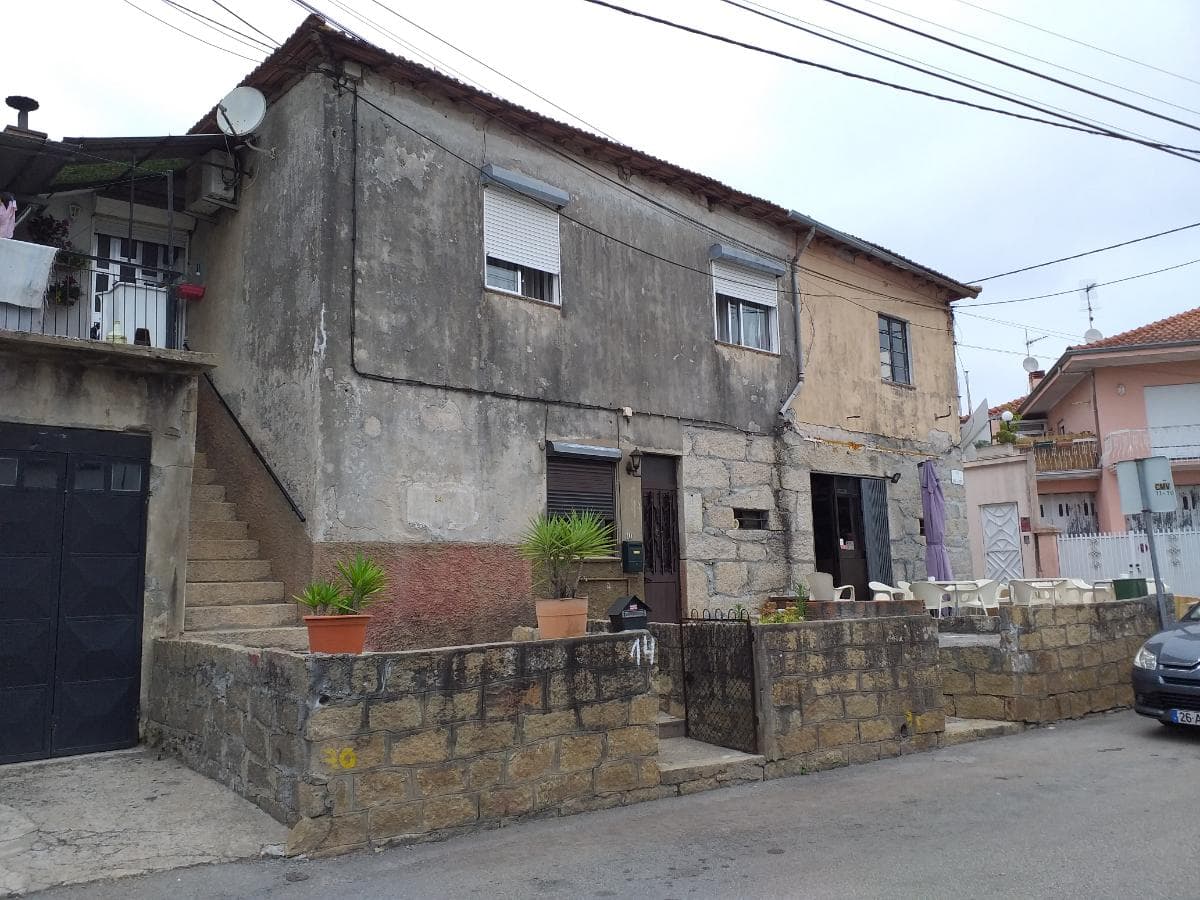Moradia p/ Restauro · Valongo — imagem 2