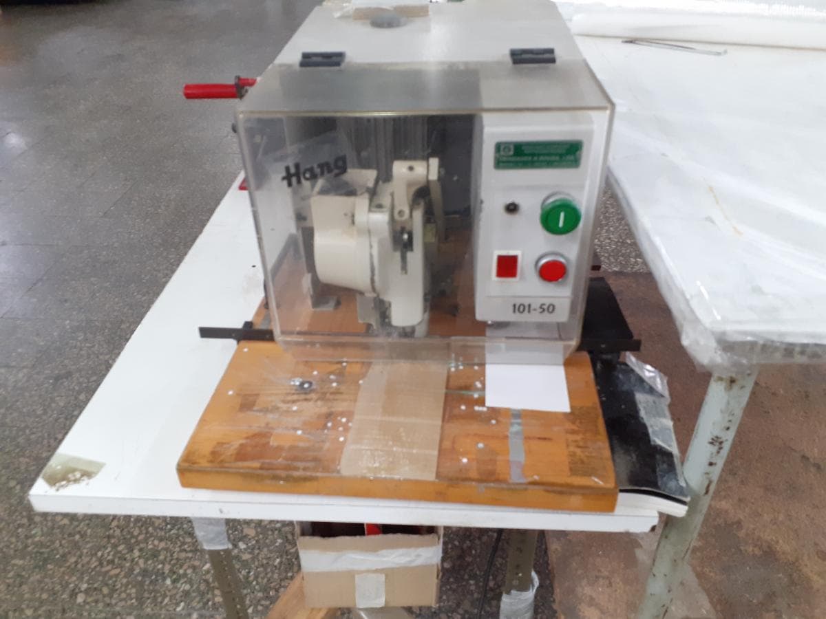 Máquina de Ilhós Elétrica — imagen 1