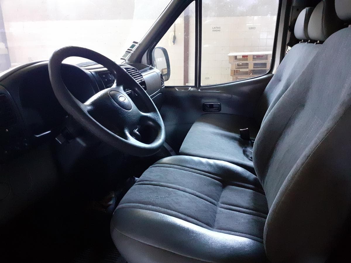 Ford Transit — imagen 10