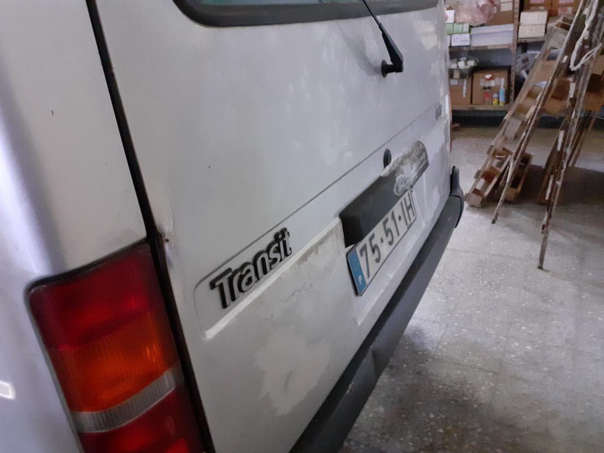 Ford Transit — imagen 8