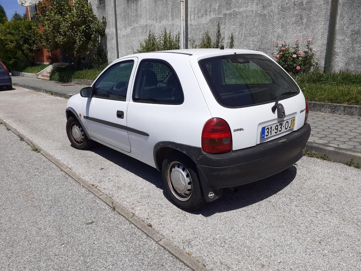 Opel Corsa — imagen 1