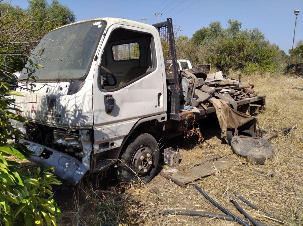 Mitsubishi  Canter — imagem 1