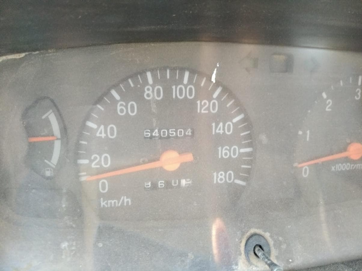 Mitsubishi  L200 — image 4