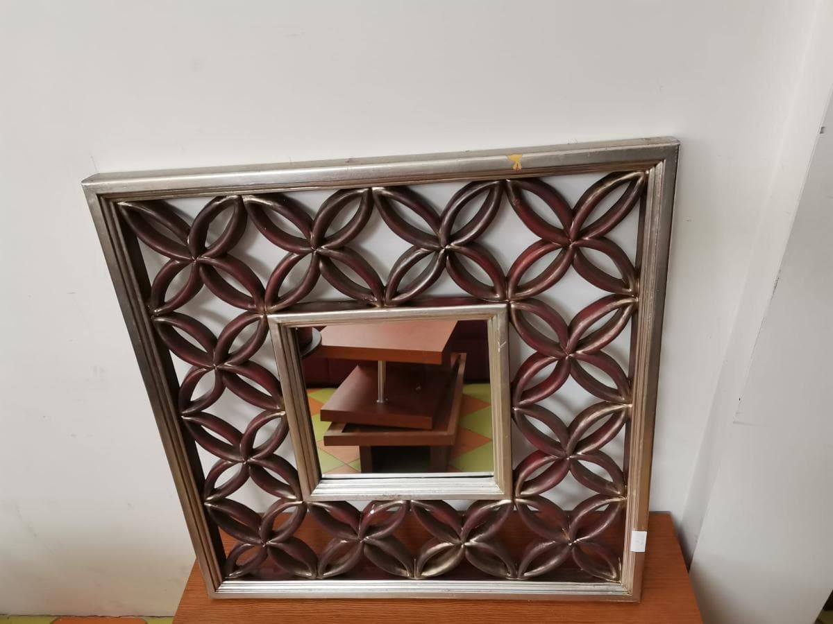 Mobiliario y Decoración · — imagen 1