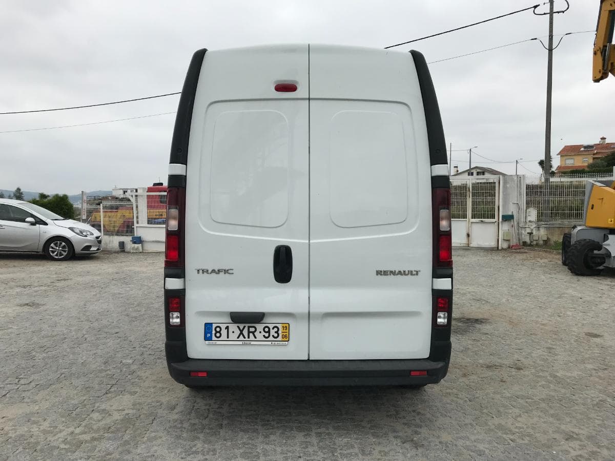 Renault Trafic 1.6 DCI · Ano 2019 — imagen 3
