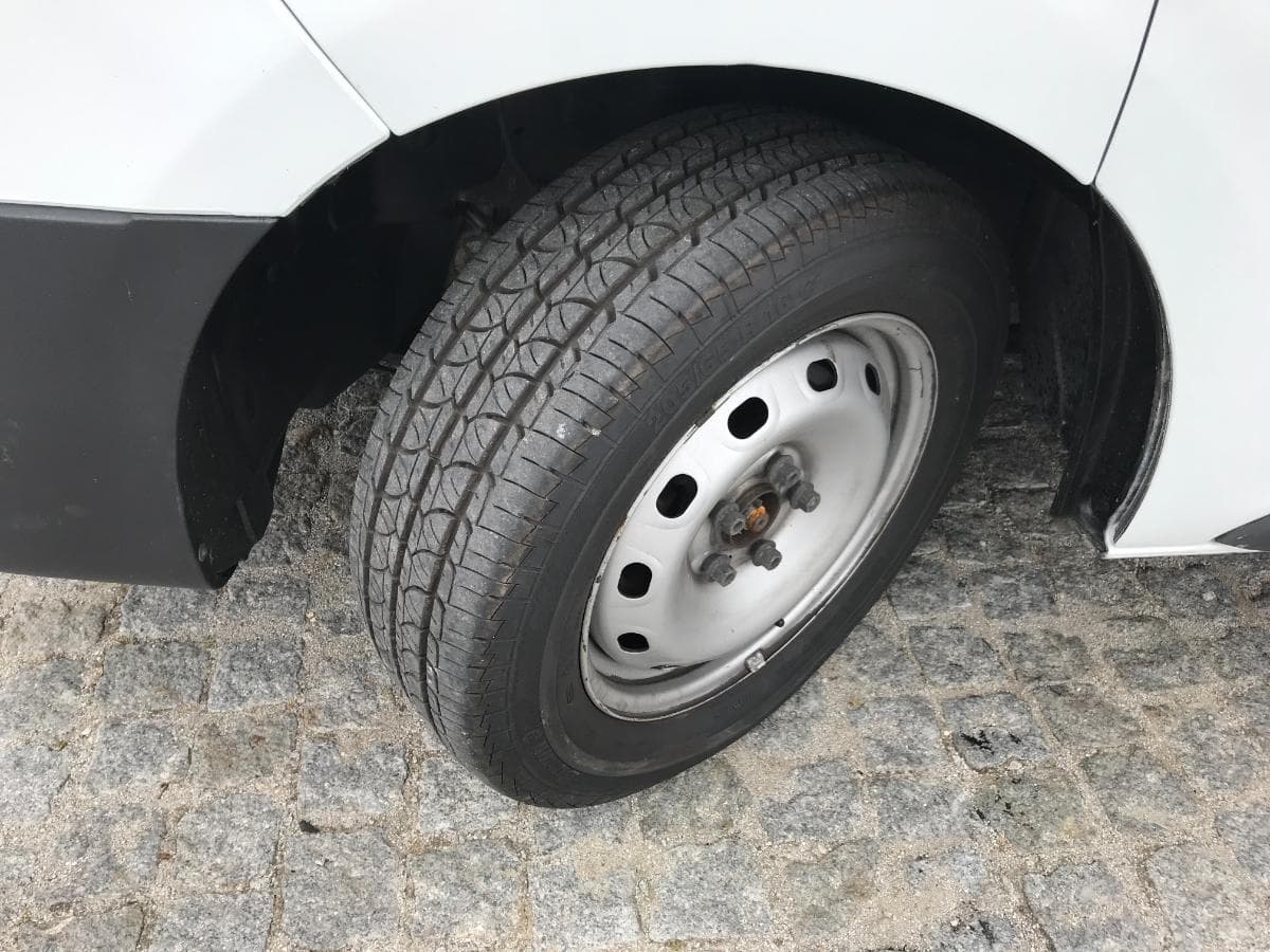Renault Trafic 1.6 DCI · Ano 2019 — imagen 11