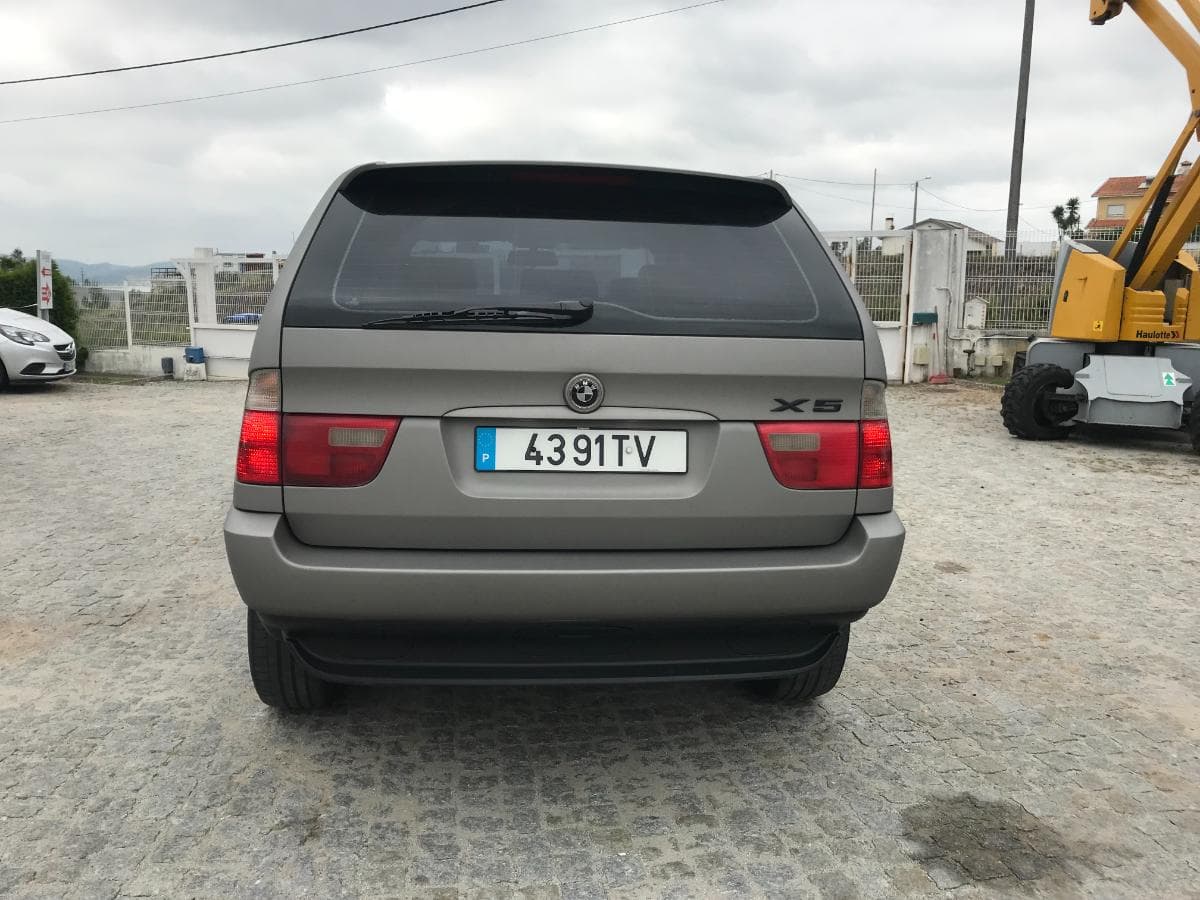 BMW X5 3.0 D · Ano 2002 — image 3