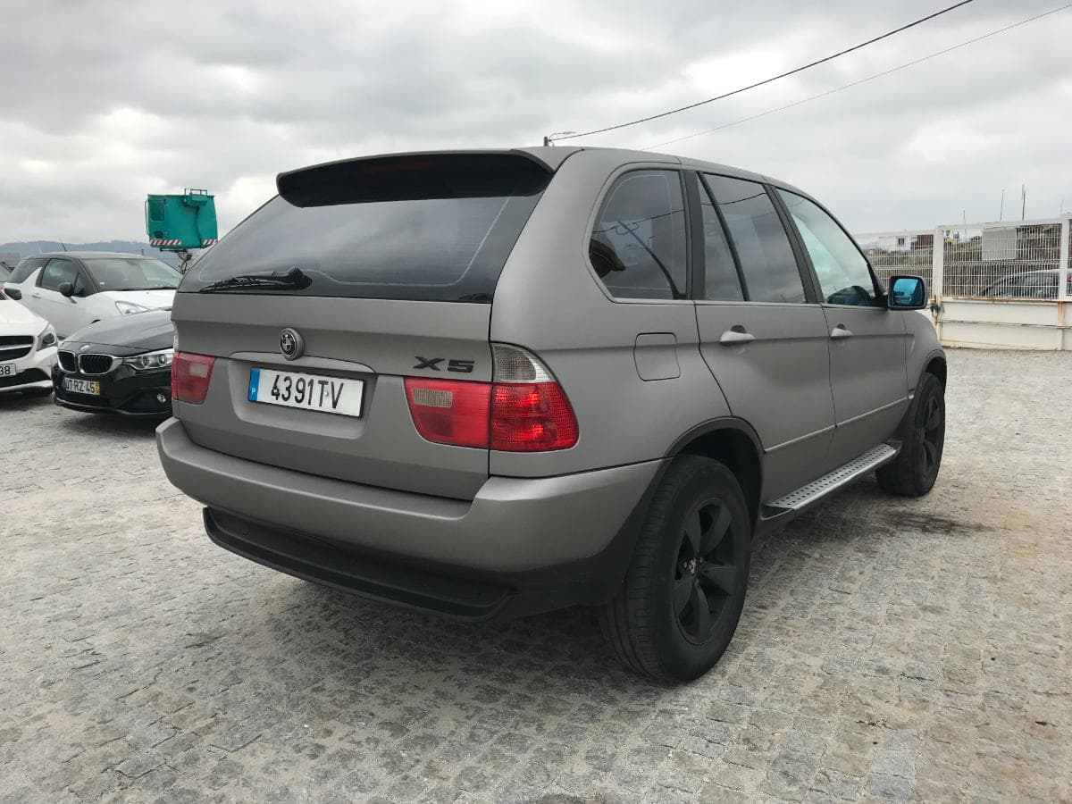 BMW X5 3.0 D · Ano 2002 — image 2