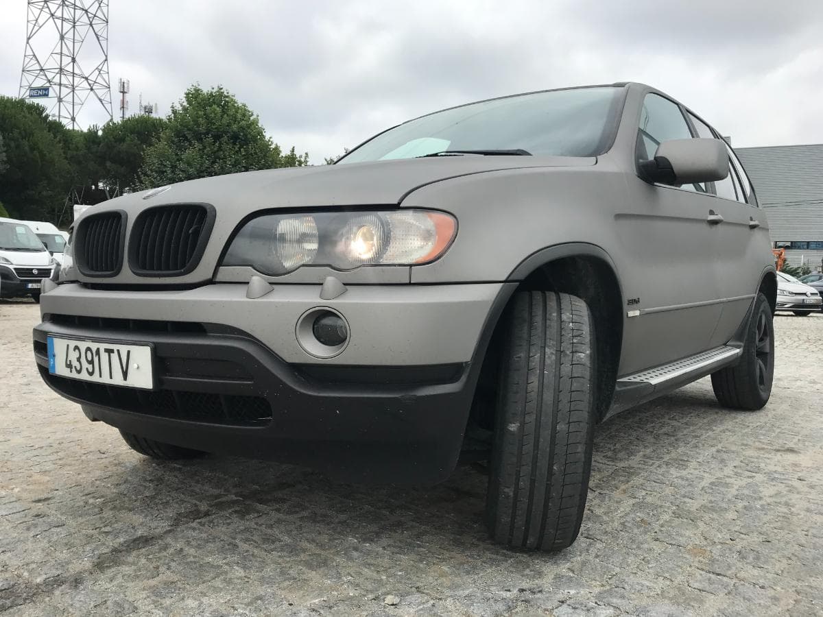 BMW X5 3.0 D · Ano 2002 — image 7