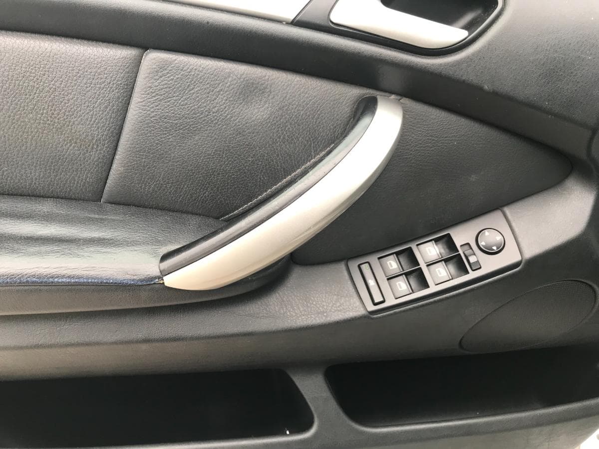 BMW X5 3.0 D · Ano 2002 — image 24
