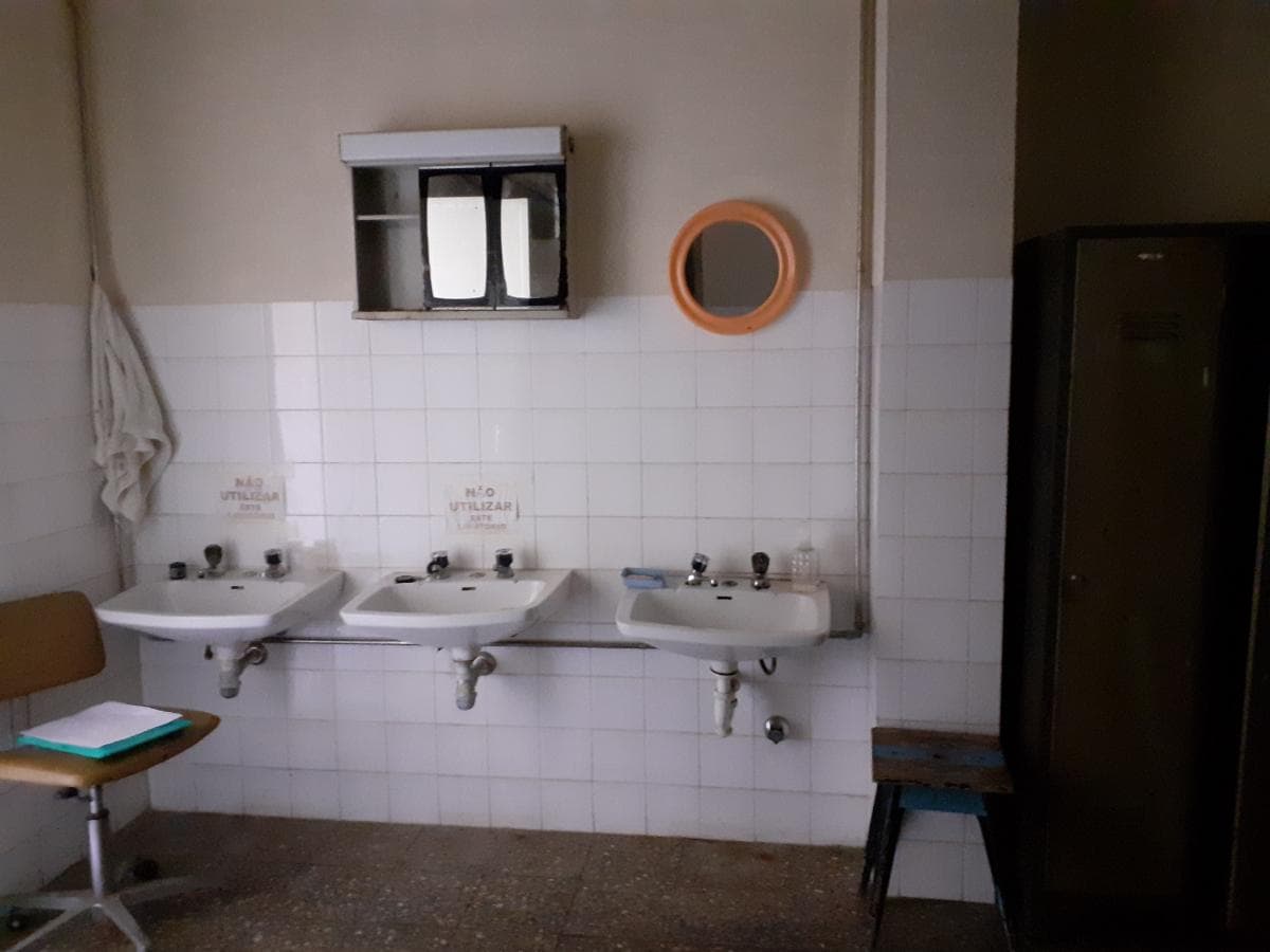 Armazém c/ Escritório e Apartamento · Anadia — imagen 15